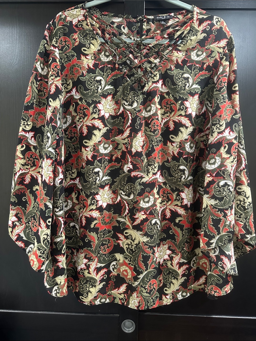 Sami & Jo Black Floral Lace-Up V-Neck Tunic with Red and Cream Accents